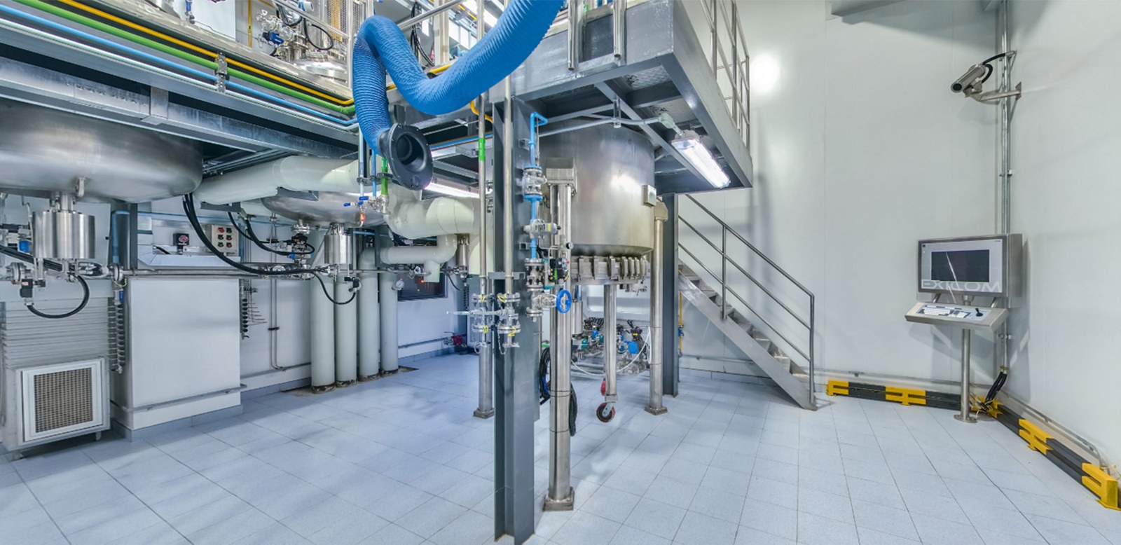 Large-scale peptide synthesis equipment