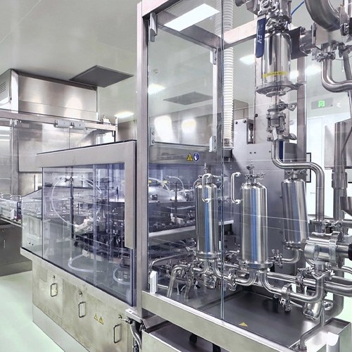 Parenteral formulation manufacturing line